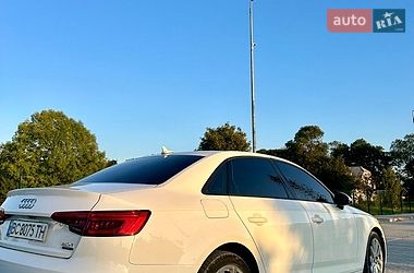 Седан Audi A4 2017 в Городке