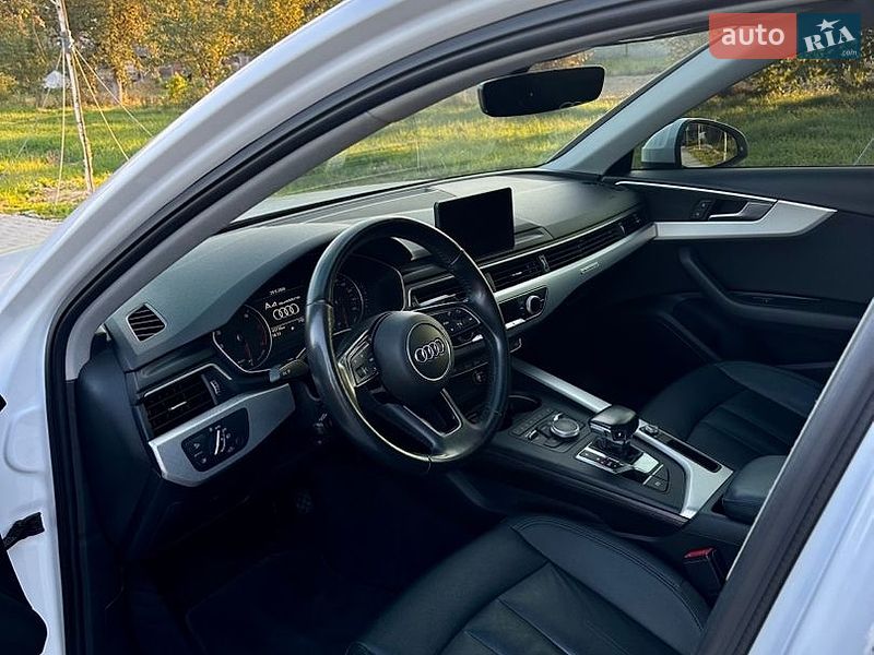 Седан Audi A4 2017 в Городке