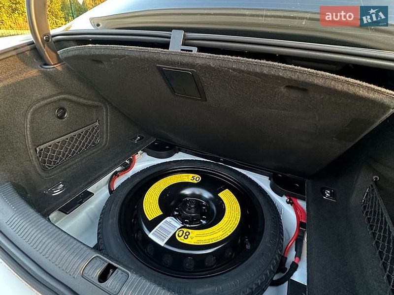 Седан Audi A4 2017 в Городке