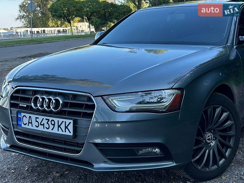 Седан Audi A4 2013 в Черкасах