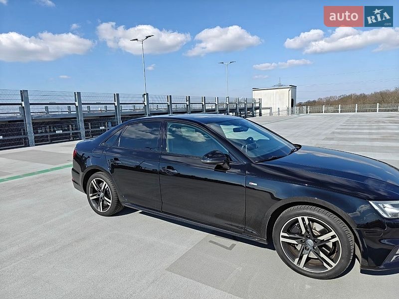 Седан Audi A4 2016 в Ровно