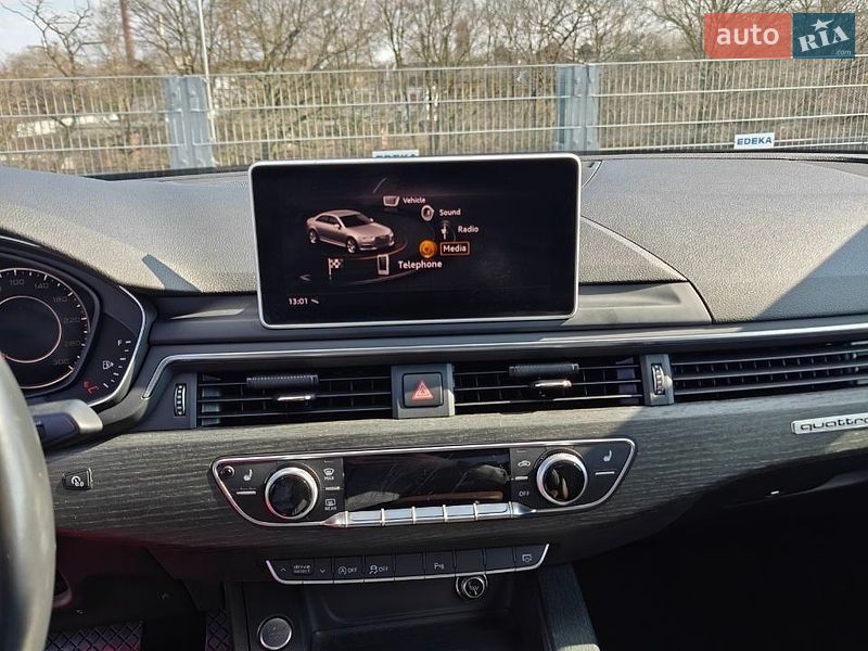 Седан Audi A4 2016 в Ровно