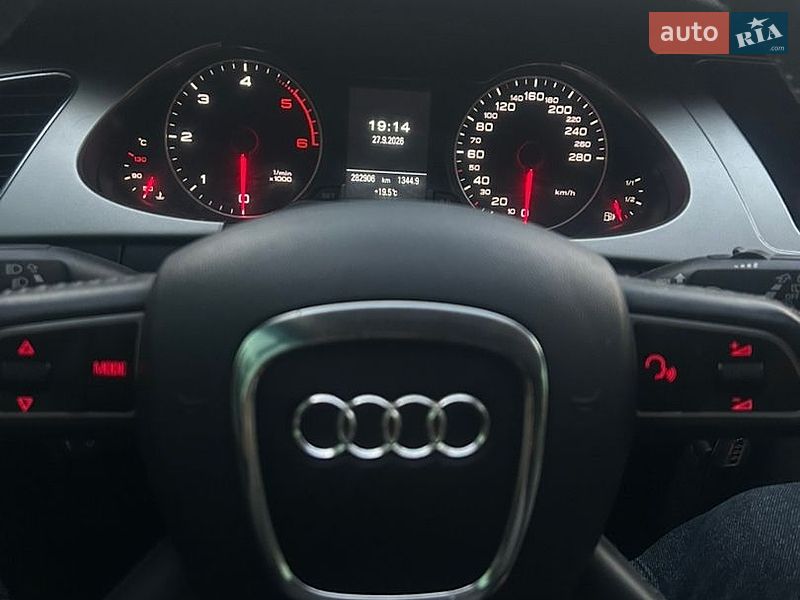 Универсал Audi A4 2010 в Жовкве