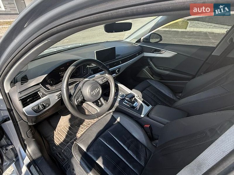 Седан Audi A4 2018 в Киеве