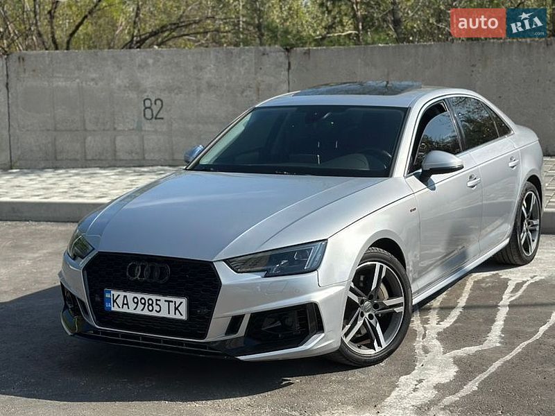 Седан Audi A4 2018 в Киеве