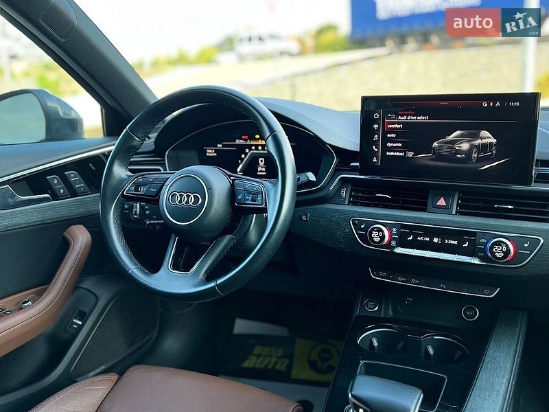 Седан Audi A4 2021 в Львові