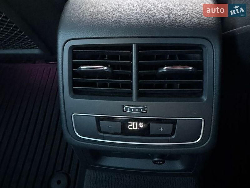 Седан Audi A4 2020 в Киеве