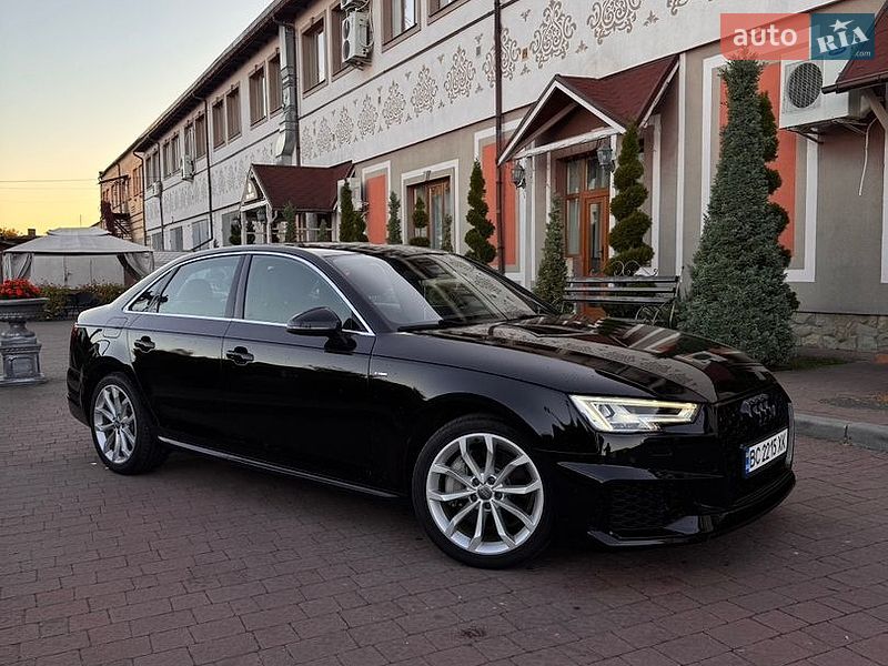 Седан Audi A4 2018 в Стрию