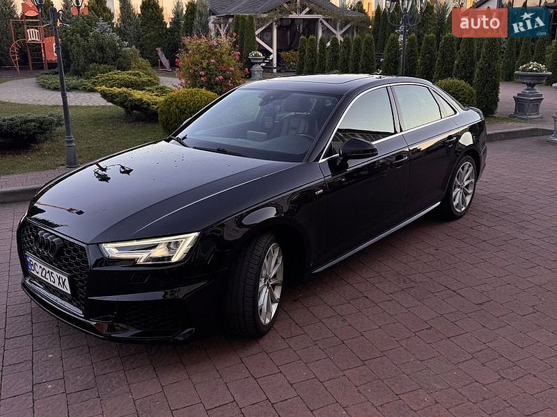 Седан Audi A4 2018 в Стрию