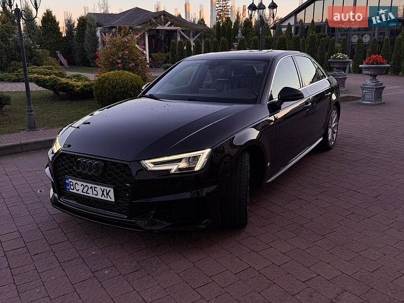 Седан Audi A4 2018 в Стрию