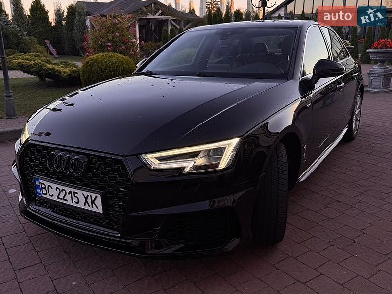 Седан Audi A4 2018 в Стрию