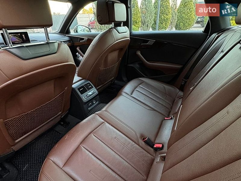Седан Audi A4 2018 в Стрые