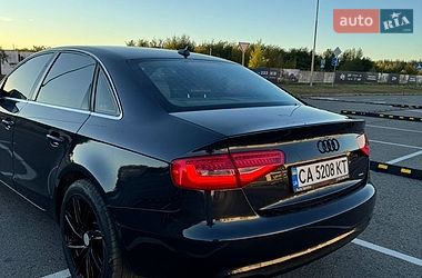 Седан Audi A4 2012 в Киеве