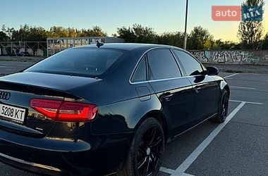 Седан Audi A4 2012 в Киеве