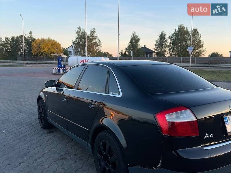 Седан Audi A4 2003 в Любомле