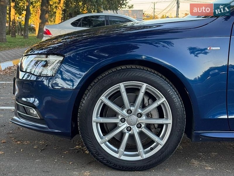 Седан Audi A4 2014 в Києві