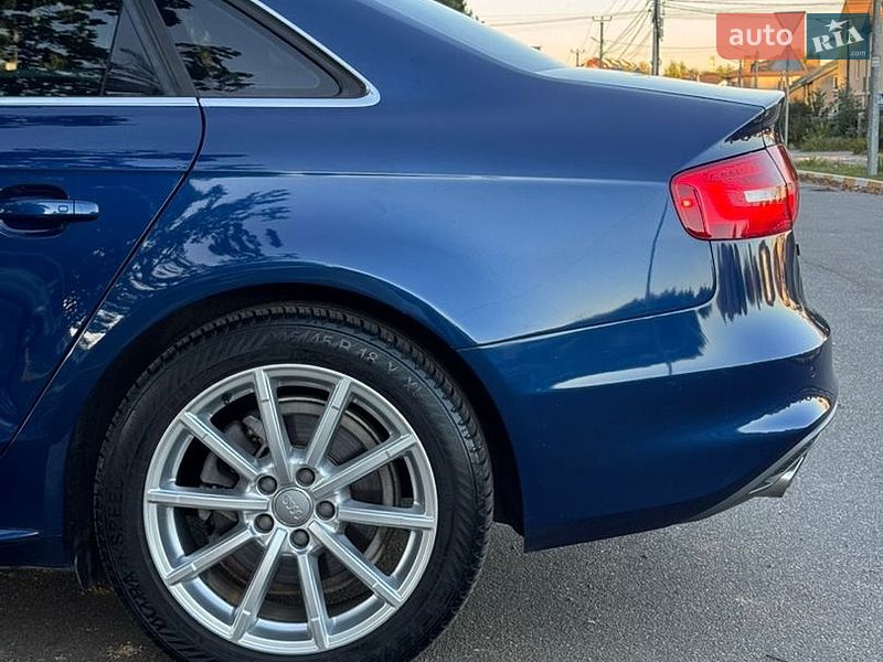Седан Audi A4 2014 в Києві