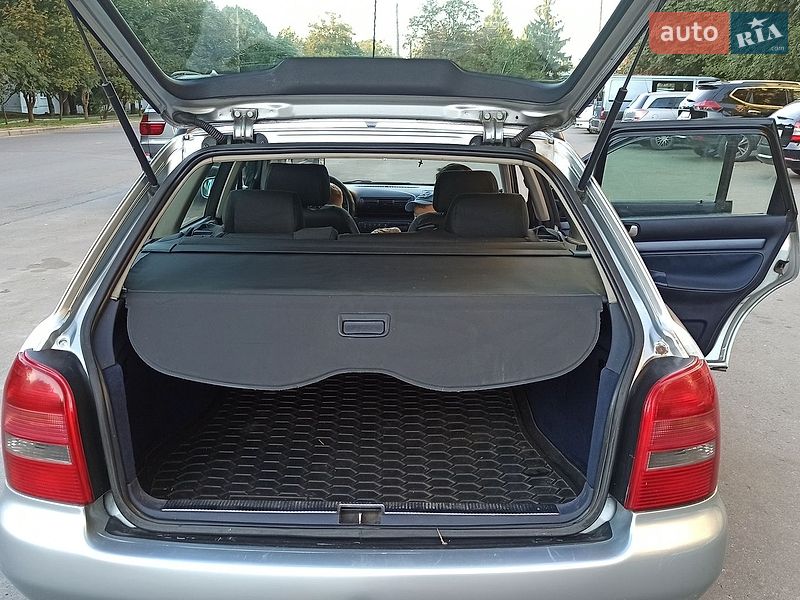 Универсал Audi A4 1998 в Хмельницком