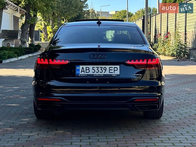 Седан Audi A4 2022 в Вінниці