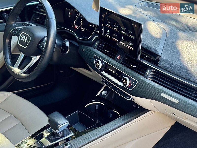 Седан Audi A4 2022 в Вінниці