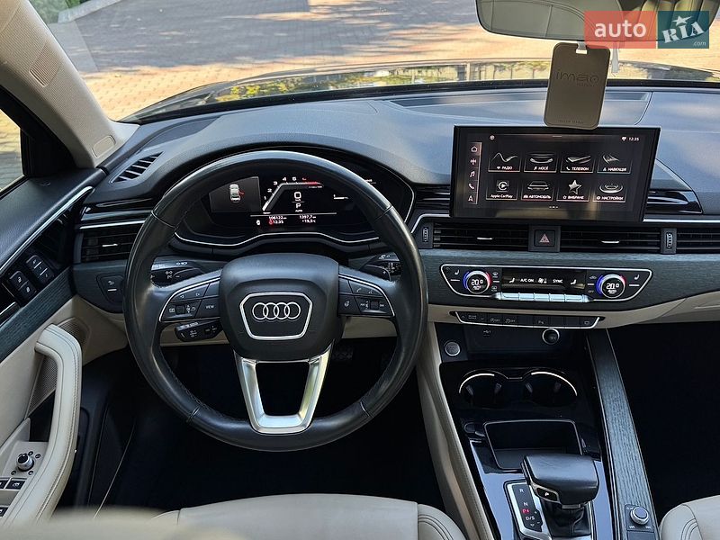 Седан Audi A4 2022 в Вінниці