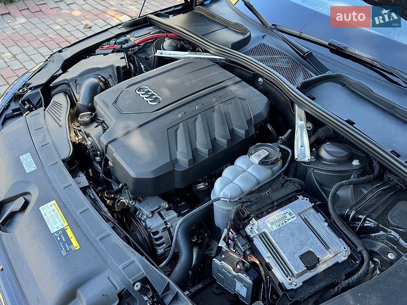 Седан Audi A4 2022 в Вінниці