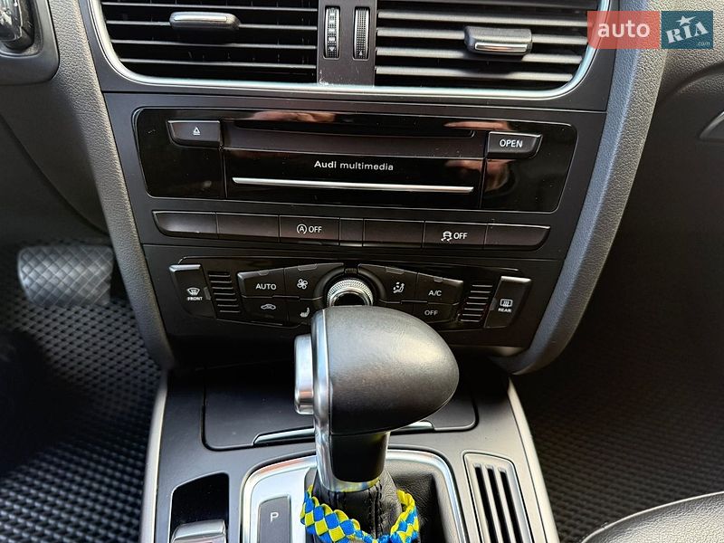 Седан Audi A4 2014 в Виннице