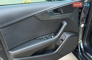 Седан Audi A4 2017 в Стрию
