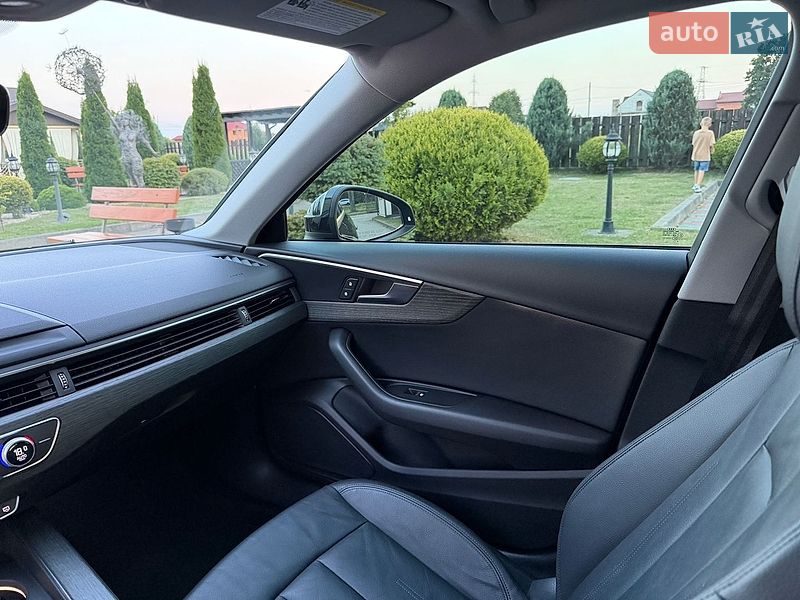 Седан Audi A4 2017 в Стрию