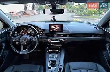 Седан Audi A4 2017 в Стрию