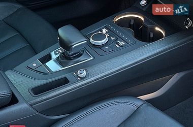 Седан Audi A4 2017 в Стрию