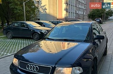 Седан Audi A4 1997 в Ровно