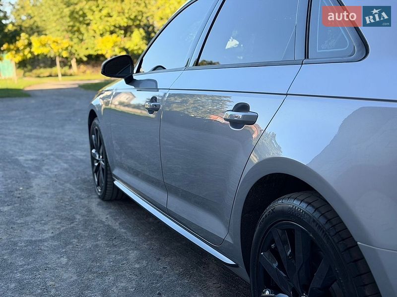 Седан Audi A4 2017 в Хмельницком