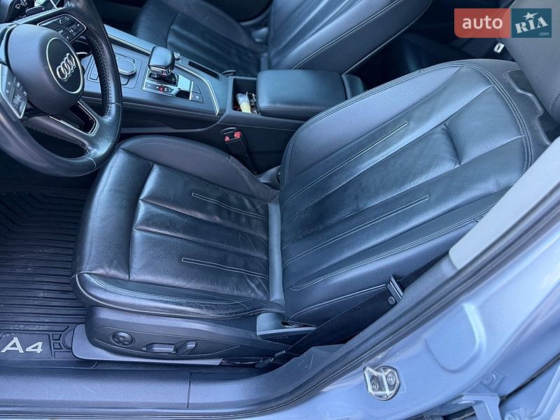 Седан Audi A4 2017 в Хмельницком