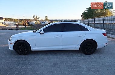 Седан Audi A4 2017 в Львові