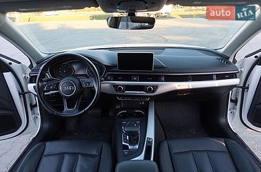 Седан Audi A4 2017 в Львові