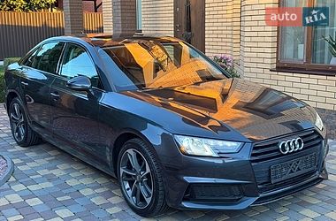 Седан Audi A4 2019 в Виннице