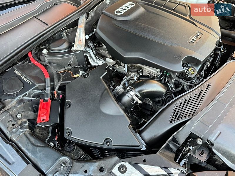 Седан Audi A4 2019 в Виннице