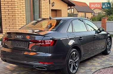Седан Audi A4 2019 в Виннице