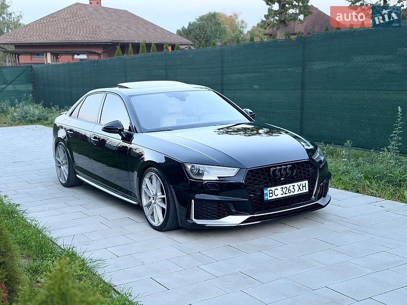 Седан Audi A4 2017 в Львові