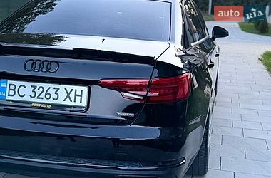 Седан Audi A4 2017 в Львові