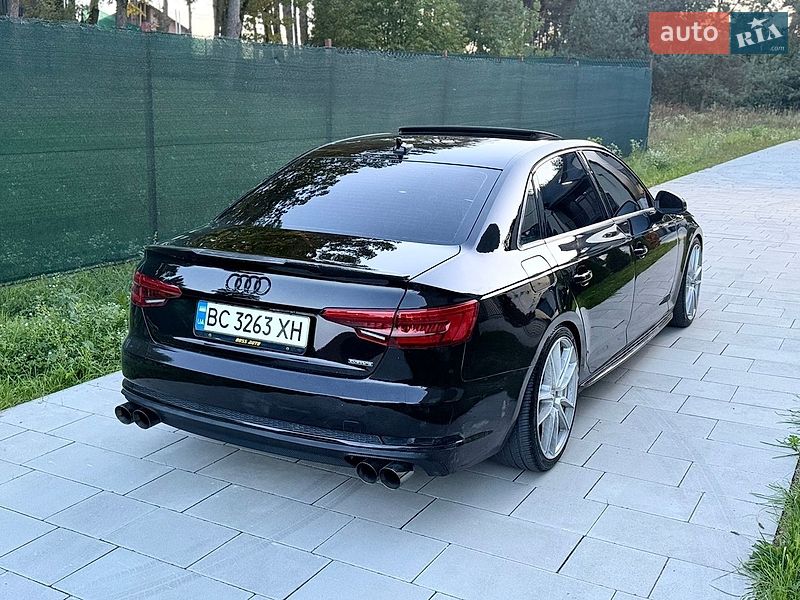 Седан Audi A4 2017 в Львові