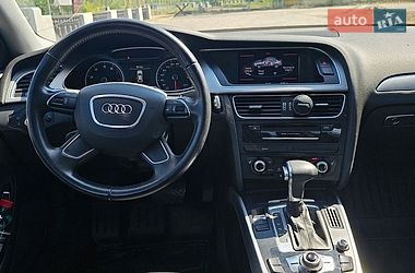 Седан Audi A4 2012 в Днепре