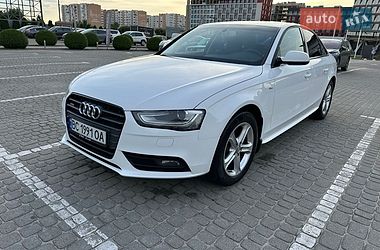 Седан Audi A4 2013 в Львове