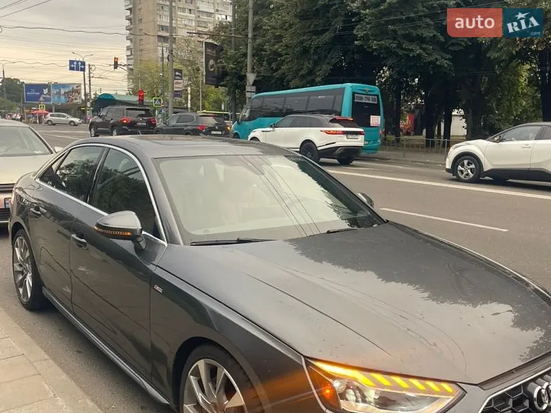 Audi A4 2021
