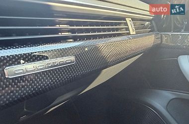 Седан Audi A4 2023 в Києві