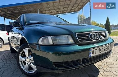 Седан Audi A4 1995 в Івано-Франківську