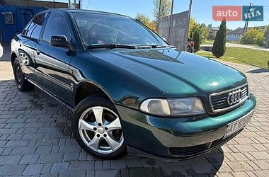 Седан Audi A4 1995 в Івано-Франківську