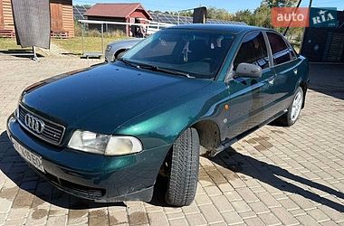 Седан Audi A4 1995 в Івано-Франківську