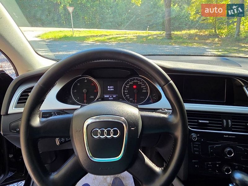 Універсал Audi A4 2011 в Радивиліві